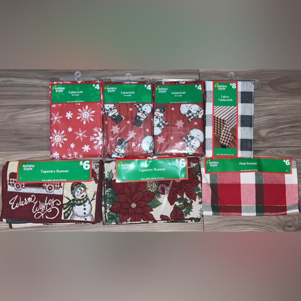 Christmas Table Clothes And Runners